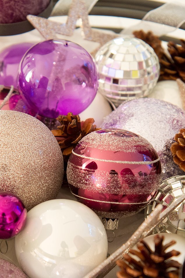 Adventsdeko in violett