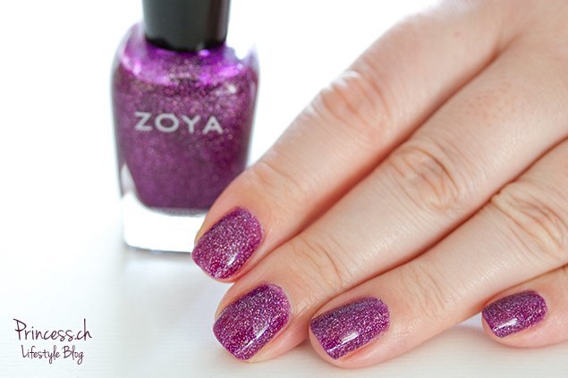 Zoya Aurora