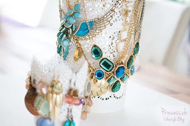 Aufbewahrung: Schmuck, Make up und Manicure