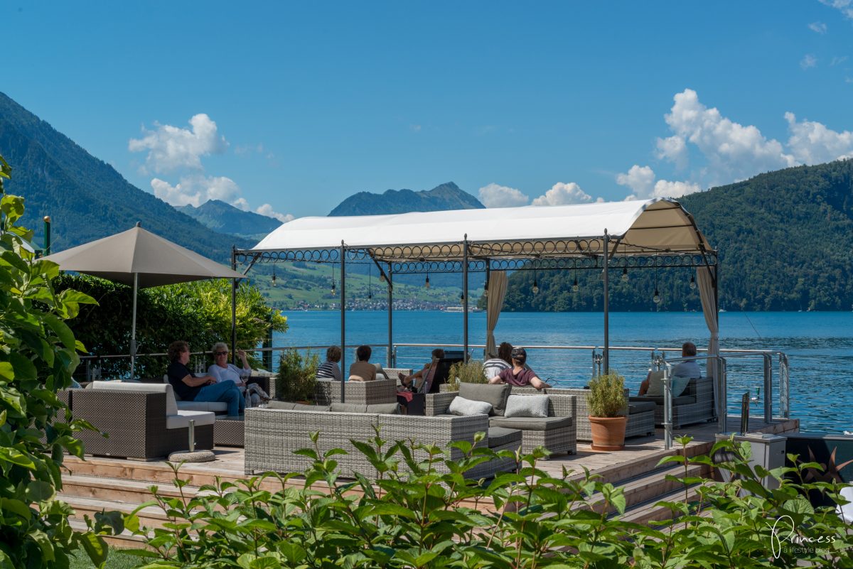 Sommerferien in der Schweiz: Hotel Vitznauerhof am Vierwaldstättersee