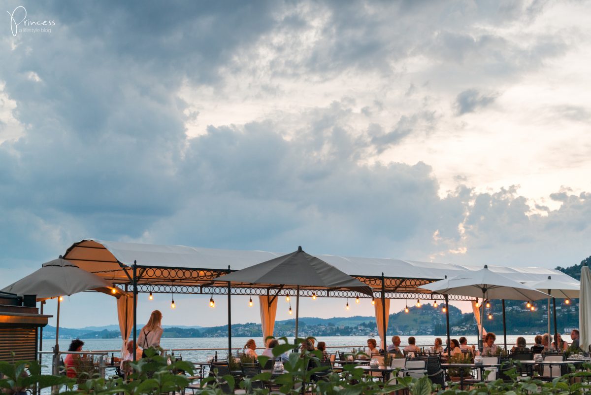 Sommerferien in der Schweiz: Hotel Vitznauerhof am Vierwaldstättersee