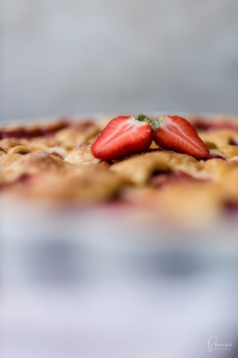 Erdbeer Rhabarber Pie