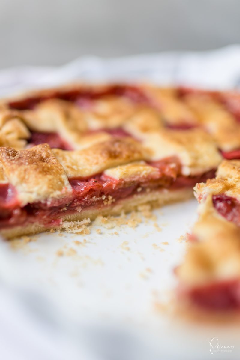 Erdbeer Rhabarber Pie
