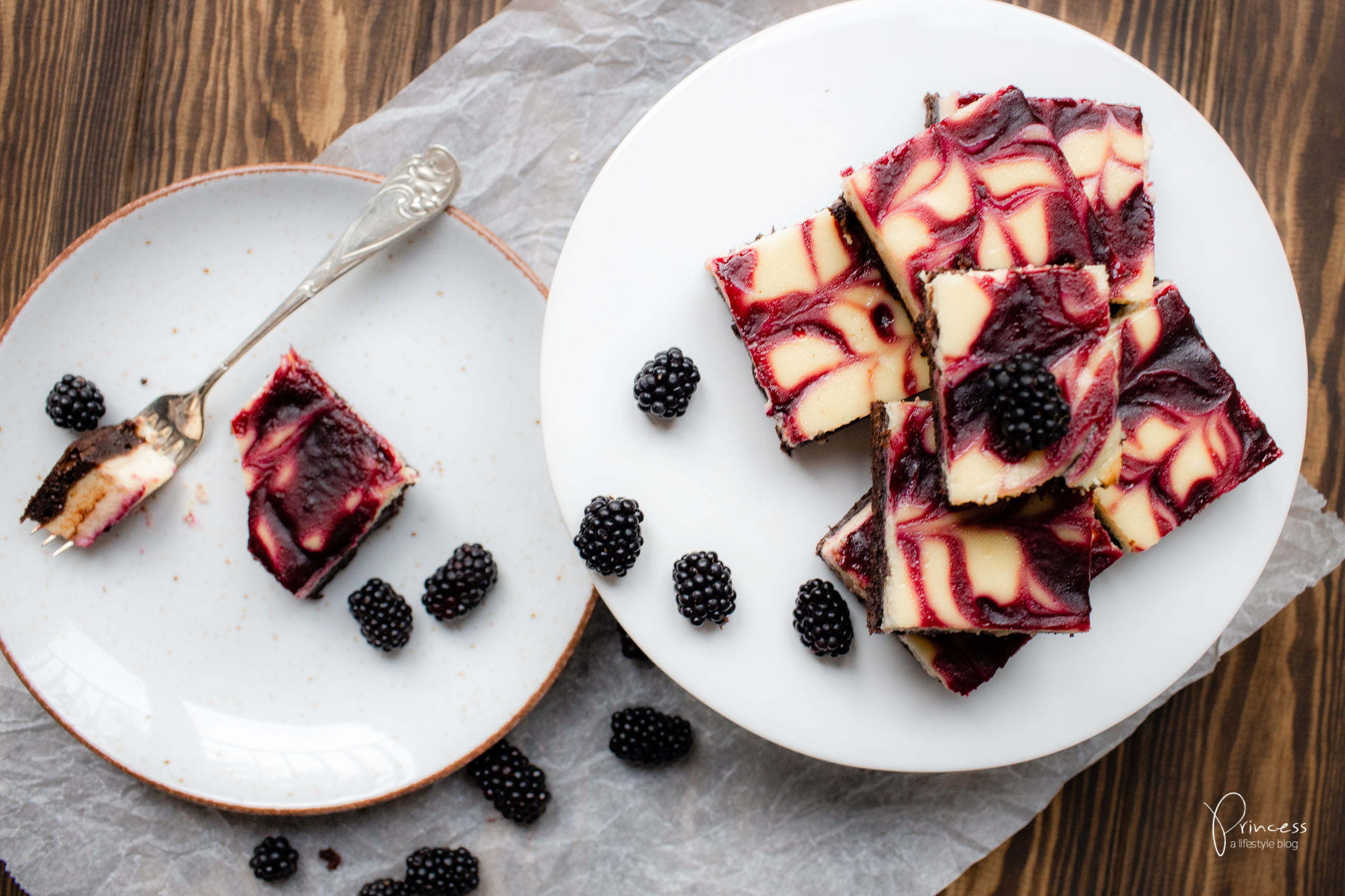 Brombeer Cheesecake Brownies