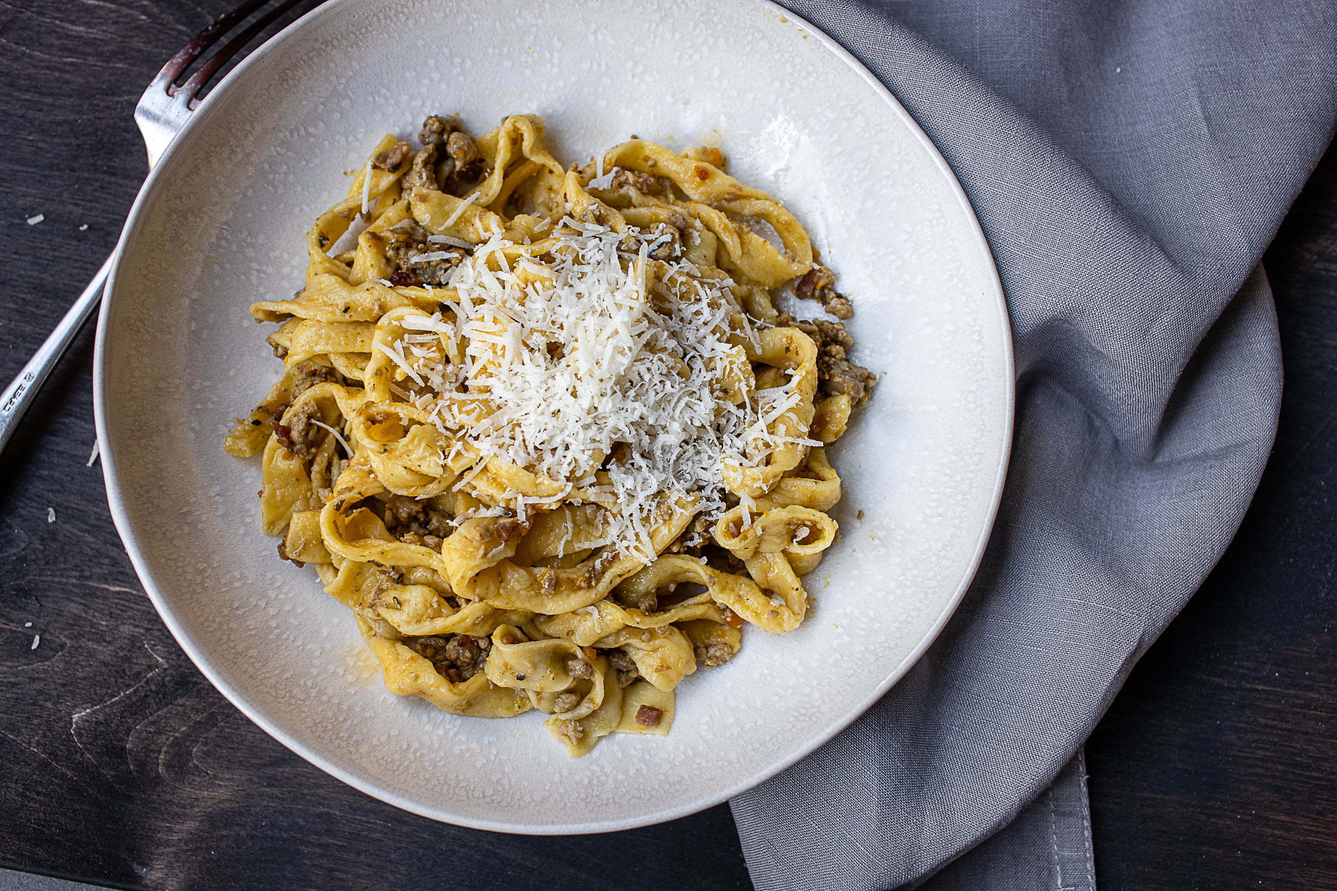 Tagliatelle al ragù bianco