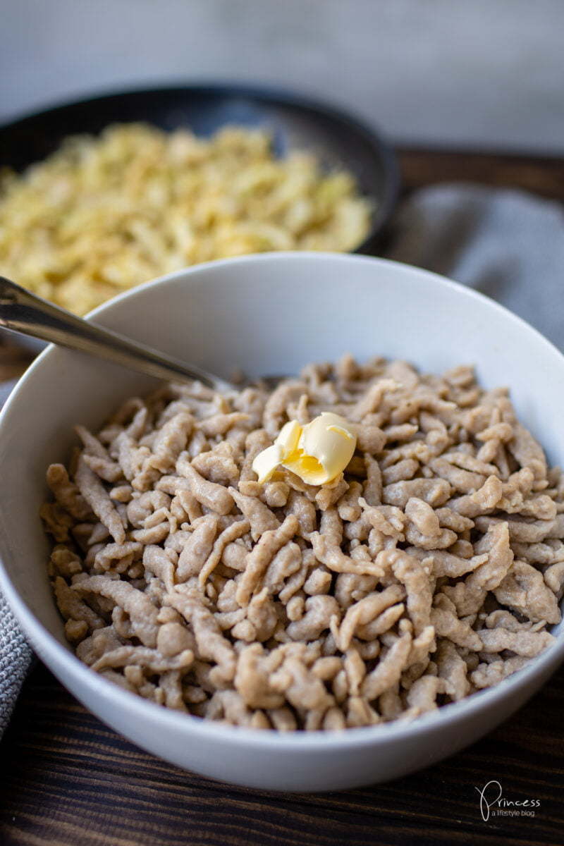 Marroni Spätzli mit Wirz-Gemüse