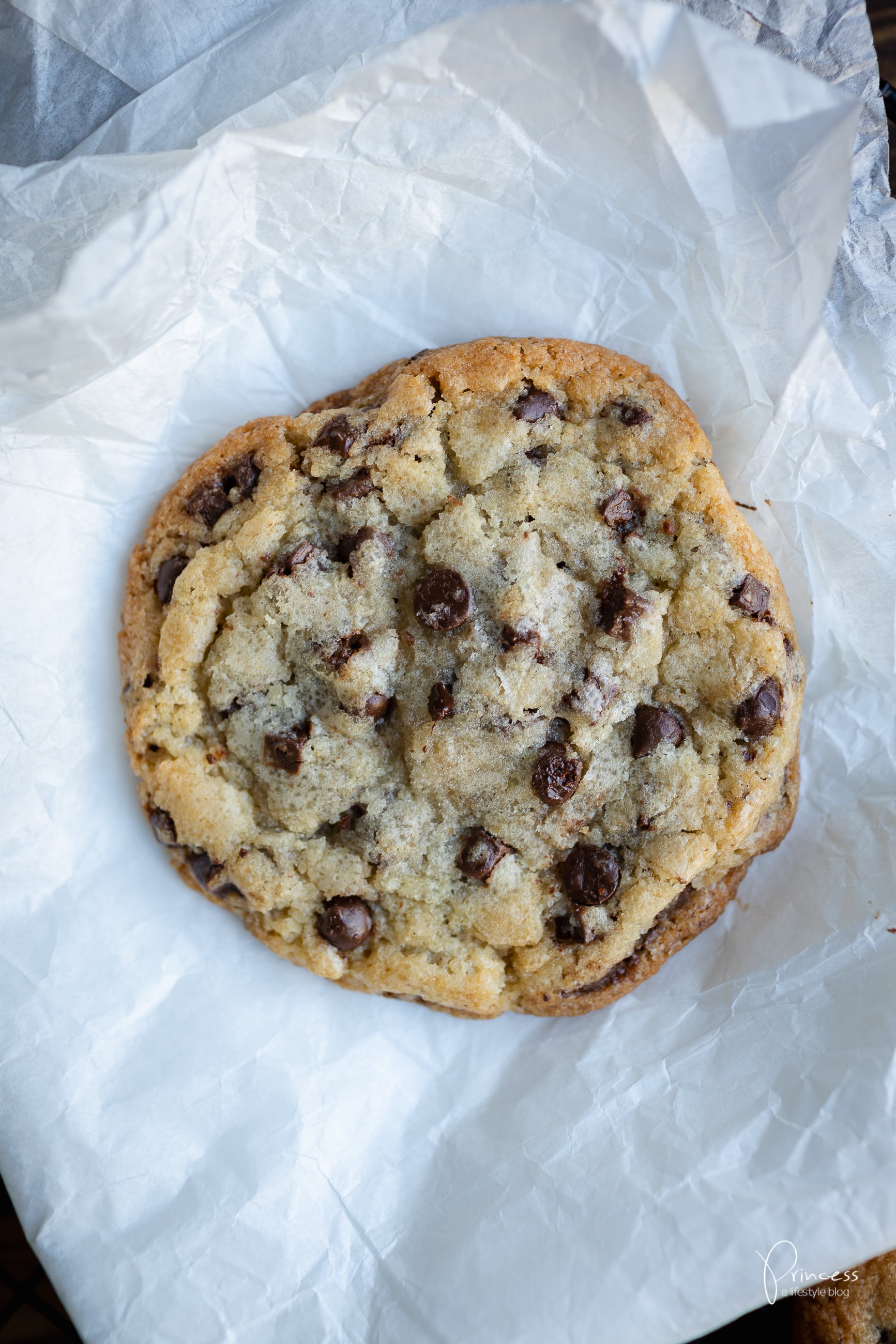 Chocolate Chip Cookies - einfach & sowas von lecker Chocolate Chip Cookies - einfach & sowas von lecker