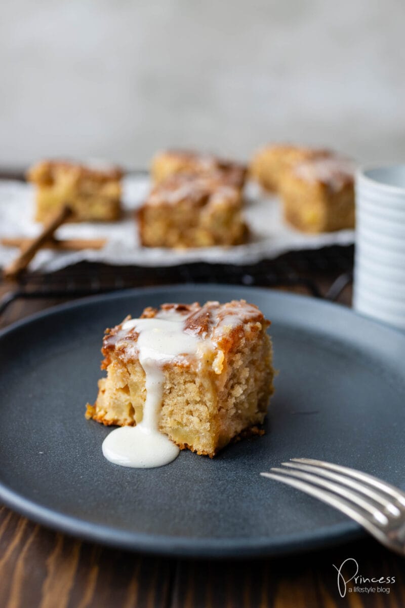 Apfel-Zimtschneckenkuchen